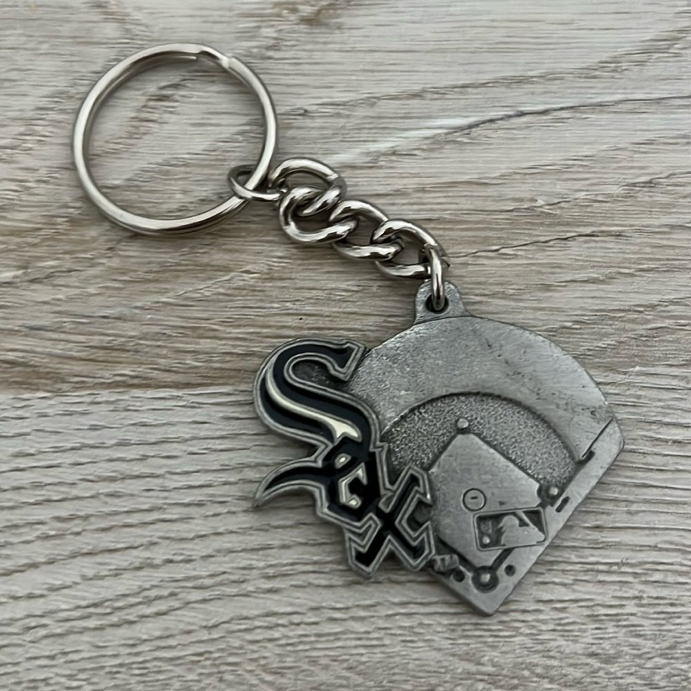 Vintage MLB 1994 Chicago White Sox Keychain